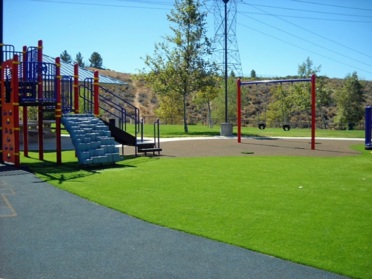 Fake Lawn Cabazon, California City Landscape, Parks