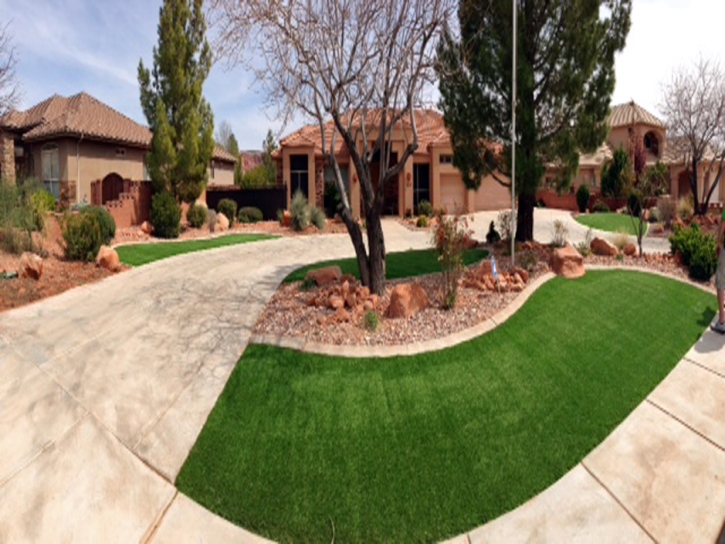 Fake Lawn Oasis, California Backyard Deck Ideas, Front Yard Design